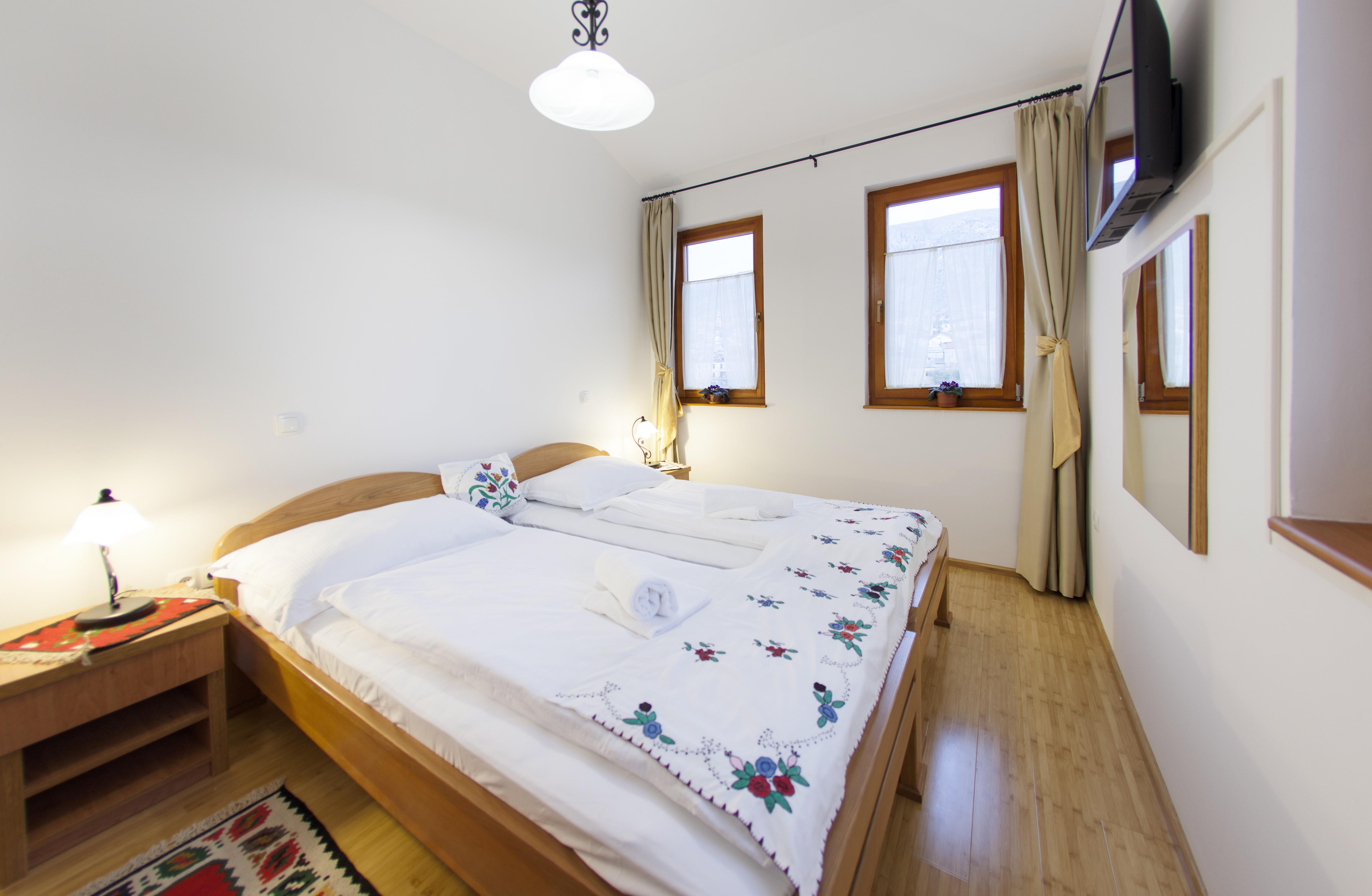 Hotel Almira Мостар Екстер'єр фото