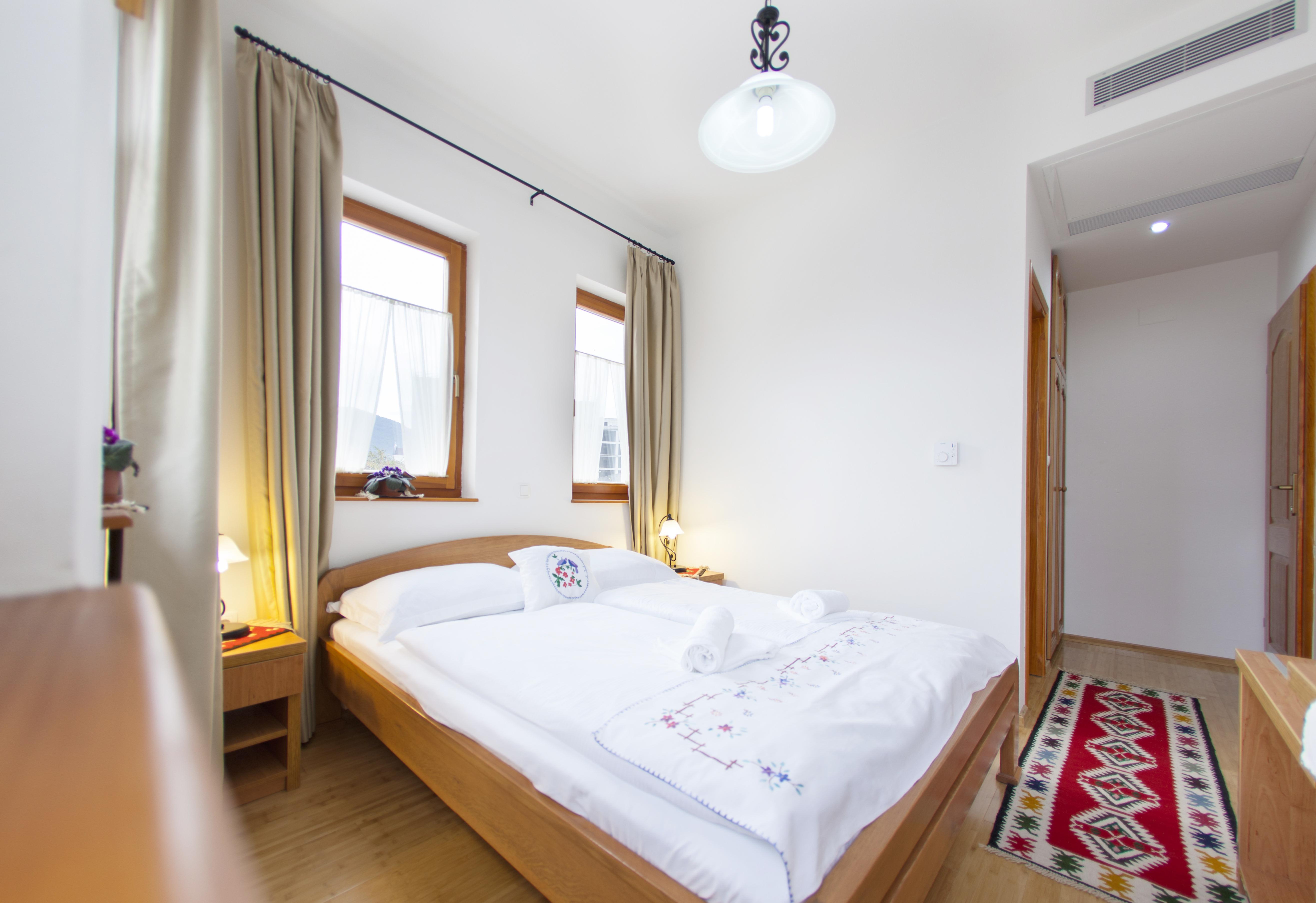 Hotel Almira Мостар Екстер'єр фото